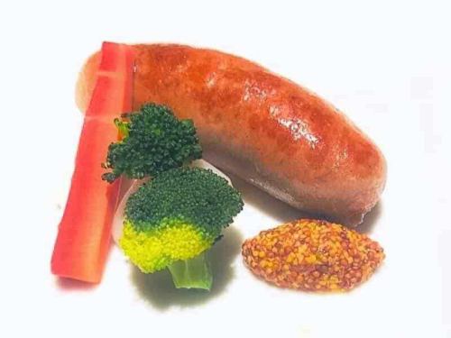 イタリア職人仕込みのサルシッチャ 旬野菜の彩りを添えて