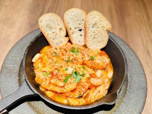 トスカーナ風トリッパと白いんげん豆の豊潤トマト煮