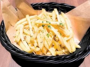 Truffle-flavored fried potatoes