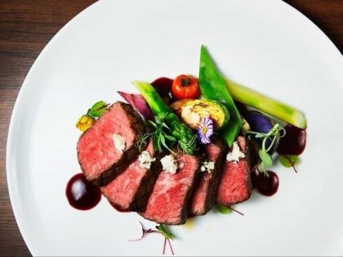 Specially selected domestic beef tagliata with chef's special sauce