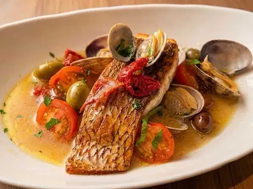精选鲜鱼acqua pazza
