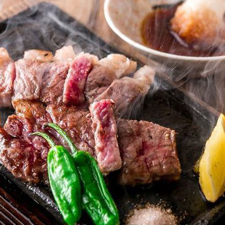 There is a luxurious course using Hakata Hanami chicken, Iberian pig, Japanese beef, etc.!