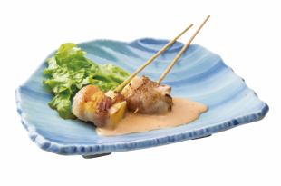 Cheese meat roll skewers (2 pieces)