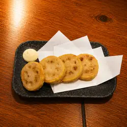 [Kyushu specialty] Spicy fried lotus root