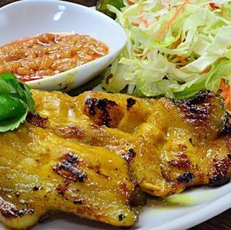 サテ(鶏串焼き)4本