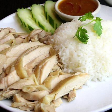 カオマンガイ(蒸し鳥ご飯)