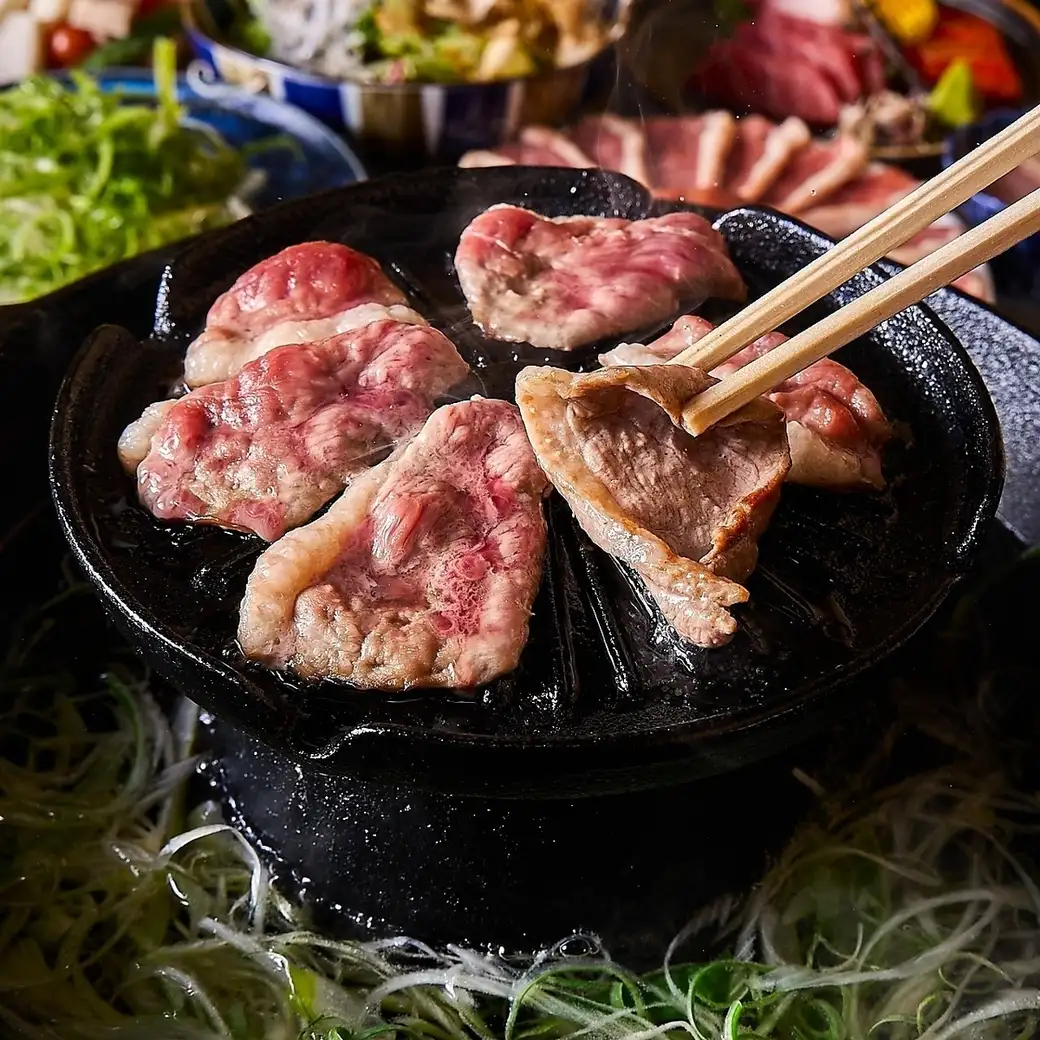 美味しいお肉料理とお酒で乾杯★飲放付コースも充実！