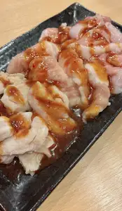 本日のホルモン三種盛り