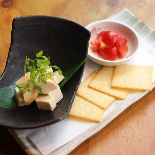 たまり醤油漬けクリームチーズ