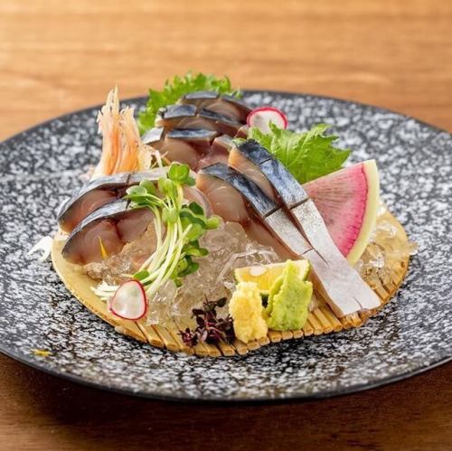 Fatty mackerel sashimi