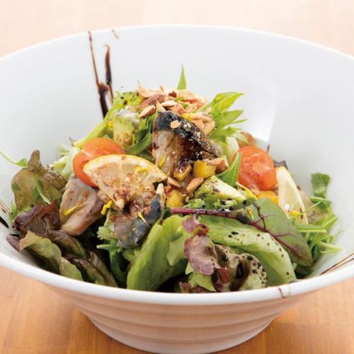 Fatty Mackerel Super Beauty Salad