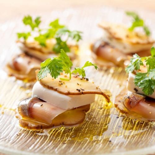 Smoked mackerel and smoked pickled daikon radish cream cheese