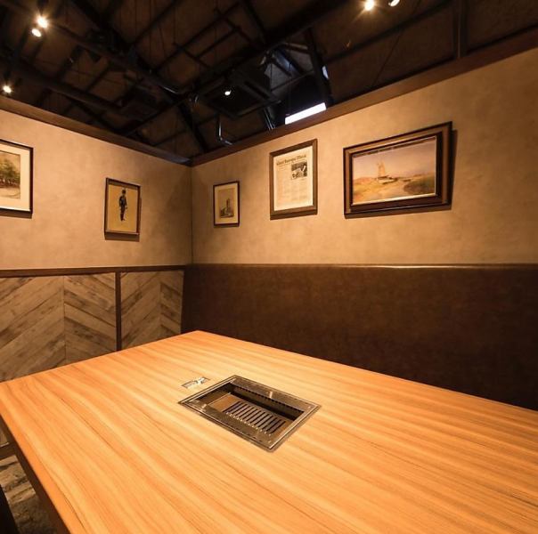 [Recommended for couples and couples] How about grilled Omi beef in a semi-private room in an adult calm space?Please spend a special time with a special person in the stylish interior and relaxing seats.