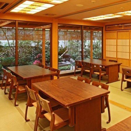 <p>About a 4-minute walk from Exit 1 of Higashi-Umeda Station on the Osaka Metro Tanimachi Line.It is a calm interior with a Japanese atmosphere.</p>