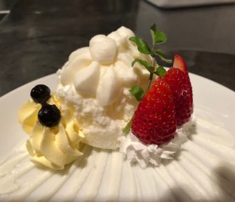 Cake　フランスの生クリームチーズ　クレームダンジュ