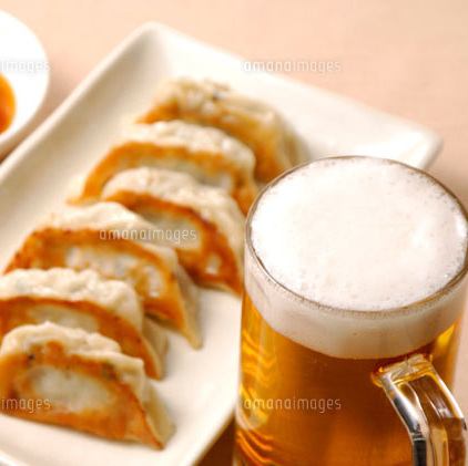 We also have a banquet course that you can drink from noon from crispy drinks and crispy rice!