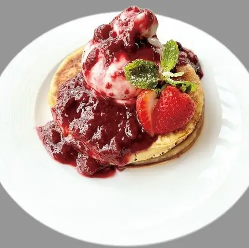 ブッラータチーズパンケーキ オリジナルベリーソースで