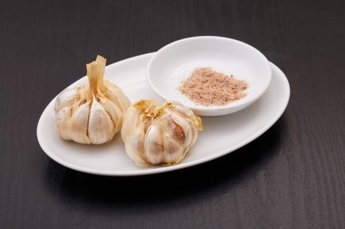 ニンニクの丸揚げ 2個