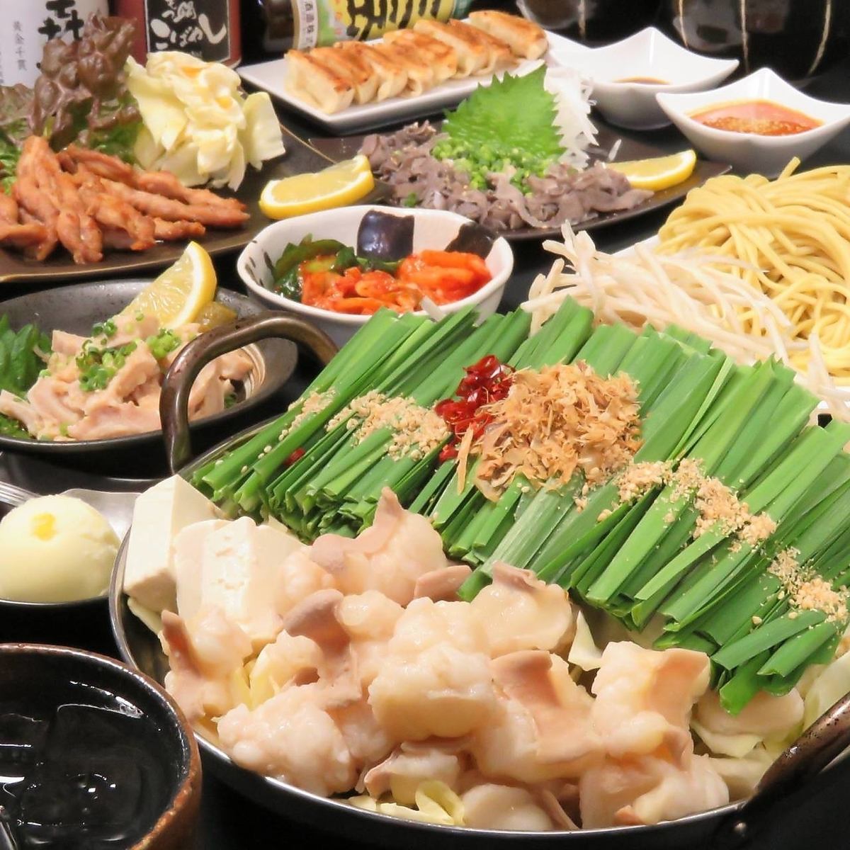 The must-see dishes such as jjigae offal hot pot and offal cheese grill are very popular with women.