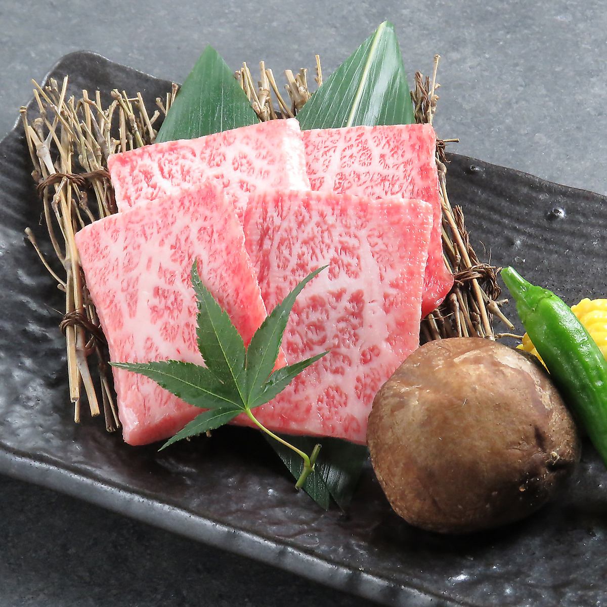 厳選食材！A5和牛1180円～豪華焼肉をお楽しみいただけます！