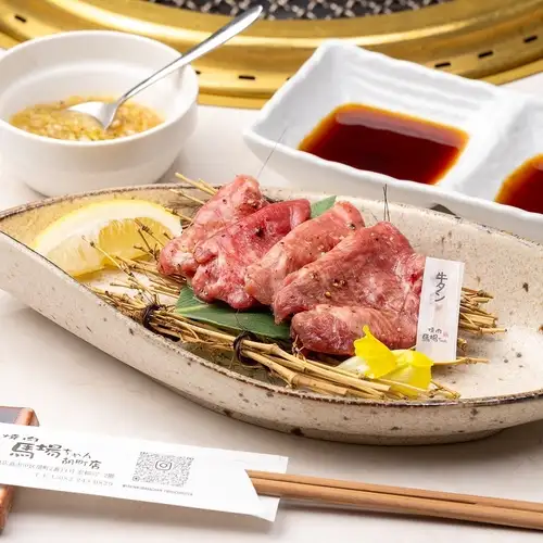 招待客户、举办宴会和周年纪念活动的完美之选！尽情享用我们精心挑选的奢华日式烤肉吧！◎