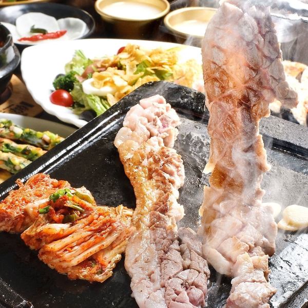 [Samgyeopsal course] All 11 dishes with all-you-can-drink for 4,500 yen / 12 dishes, all 5,000 yen (tax included)