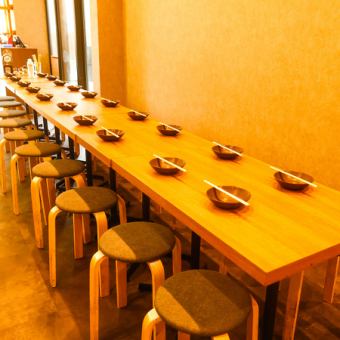刈谷駅3分、和の趣き溢れる店内は大人の為の落ち着いた雰囲気となります。2名様130名様までご利用可能な個室席は刈谷駅での接待や女子会、合コンなど各種宴会に最適なプライベート個室空間♪お得な宴会コースプランも2480円~ご用意。誕生日や記念日にお得なサプライズ特典もご用意しております。創作和食居酒屋