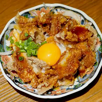 Chicken skin yukke