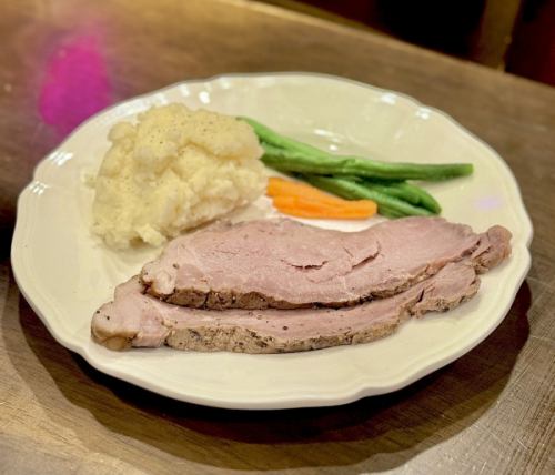 王様のカナダ牛!サーロインローストビーフ