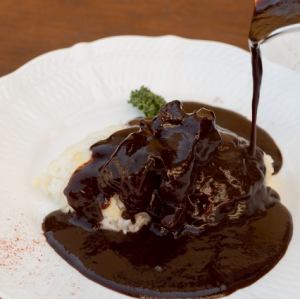 牛タン煮込みカレー