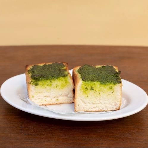 ガーリックバタートースト