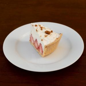 いちごのキャラメルカスタードパイ