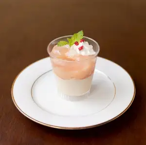 桃と紅茶のパンナコッタ