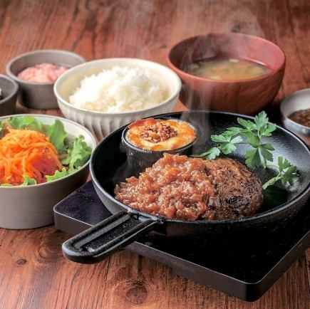 【オニオンソースハンバーグセット/※ハンバーグ150g】全6品◆1950円(税込)
