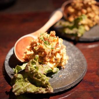 燻製玉子のポテトサラダ