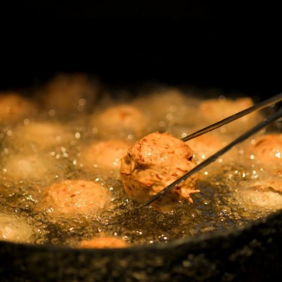 Izakaya Komisan has a great atmosphere.Can also be used for special occasions.