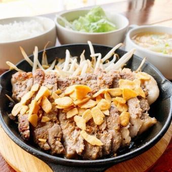 あぐー豚のロースステーキ