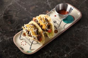 炭炙り和牛タコス (1個)