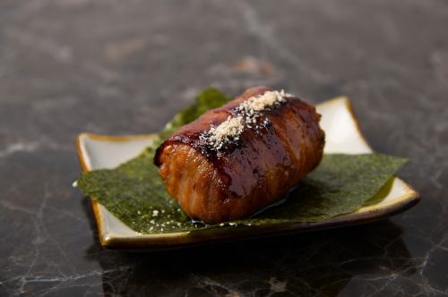 ジューシーの肉巻きおにぎり (1個)
