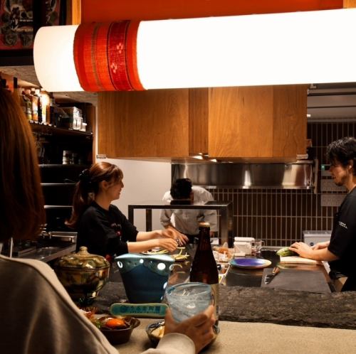 沖縄の味をカジュアルに楽しむ、居酒屋スタイル。