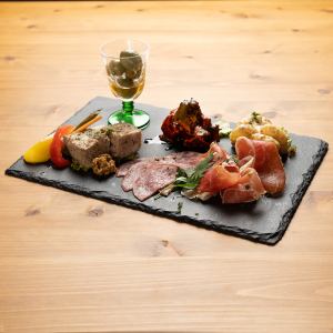 本日の前菜盛合せ