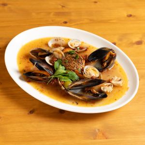 本日の鮮魚のアクアパッツァ