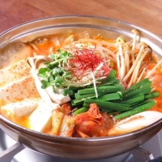 メインが自家製味噌のスンドゥブチゲ!2時間飲み放題付き！◆税込み5000円