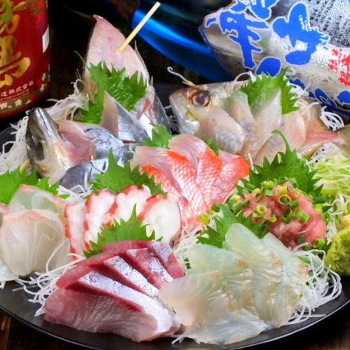 Assortment of 6 kinds of sashimi