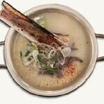 肉の物語ラーメン