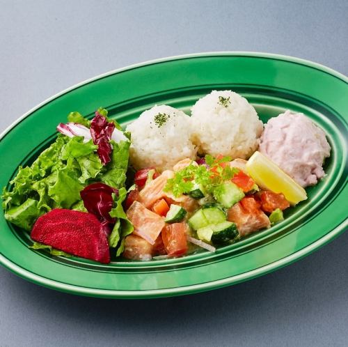 ロミロミサーモンライスボール