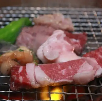 網走で楽しむ炭火焼肉の店