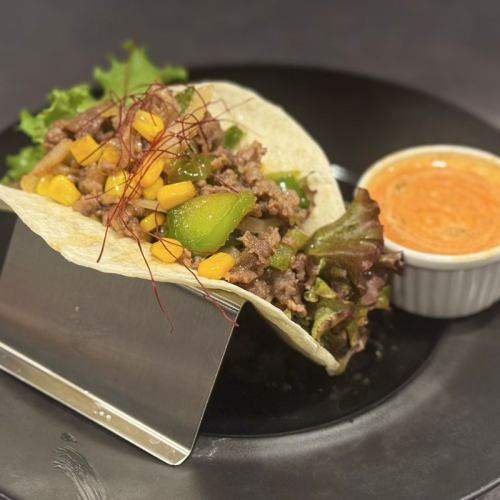 溢れるタコス プルコギサルサ