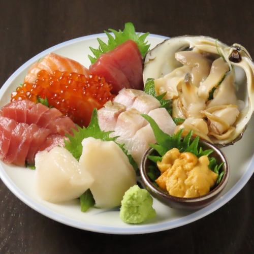 旬の海鮮を一皿で味わう【八福特製盛り】