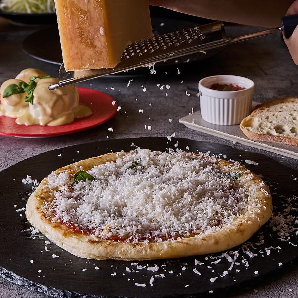 チーズたっぷりな福キタル。ピッツアや出汁と相性抜群の鴨焼しゃぶなど種類豊富な創作料理を多数ご用意★